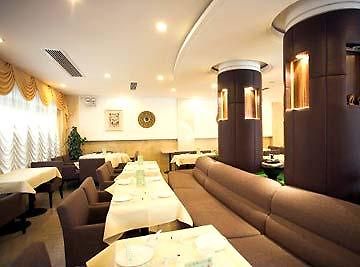 Sheng Guang Holiday Hotel Sanghaj Kültér fotó